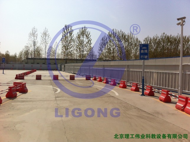 科目二場地考試系統(tǒng)，曲線行駛
